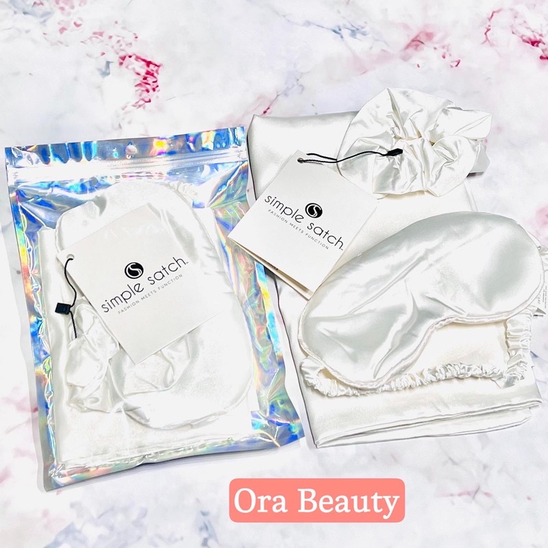 Bộ đồ dùng khi ngủ SIMPLE SATCH Satin Sweet Dreams Essentials Set