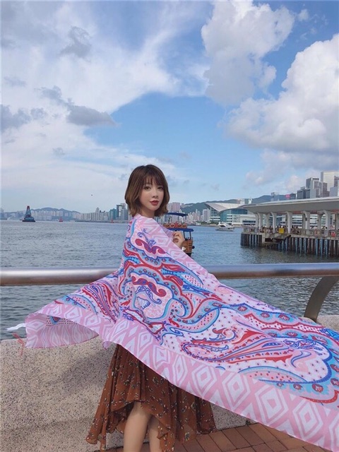 Khăn choàng boho in hoạ tiết thổ cẩm du lịch biển - Maben