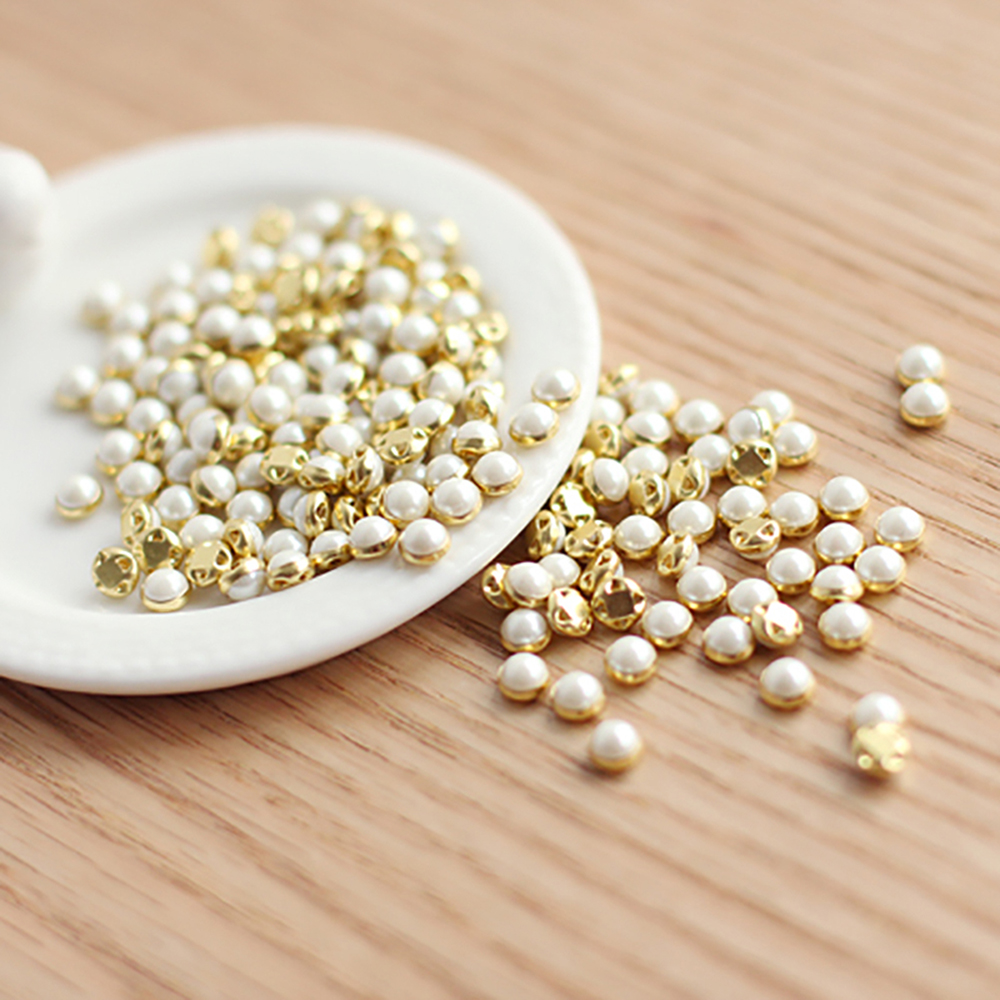 CLEVER Set of 50 Cute Mini Pearl Buttons Doll Clothes Decoration