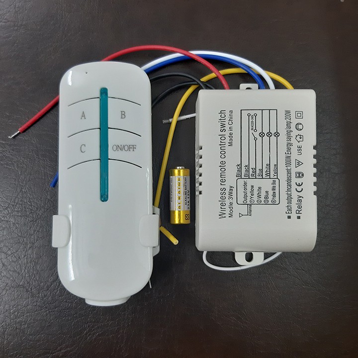 Công tắc điều khiển từ xa rf 3 cổng xuyên tường không dây
