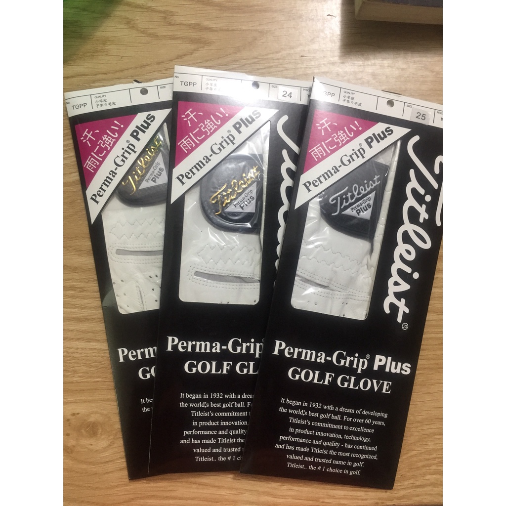 GĂNG TAY DA CỪU GOLF TITLEIS