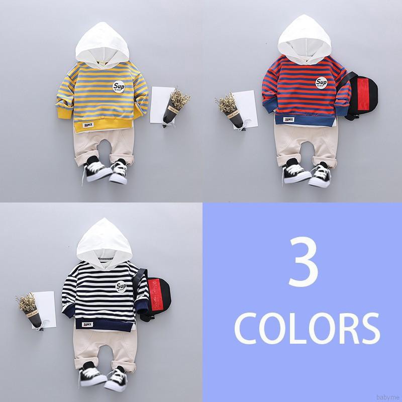 Set đồ dài có nón phối họa tiết sọc ngang cho bé trai