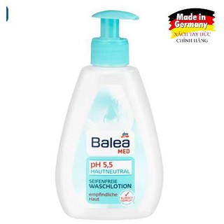 Dung dịch vệ sinh phụ nữ balea.