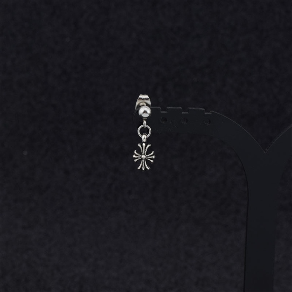 1 Khuyên Vành Tai Bằng Thép Không Gỉ Phong Cách Retro Cá Tính