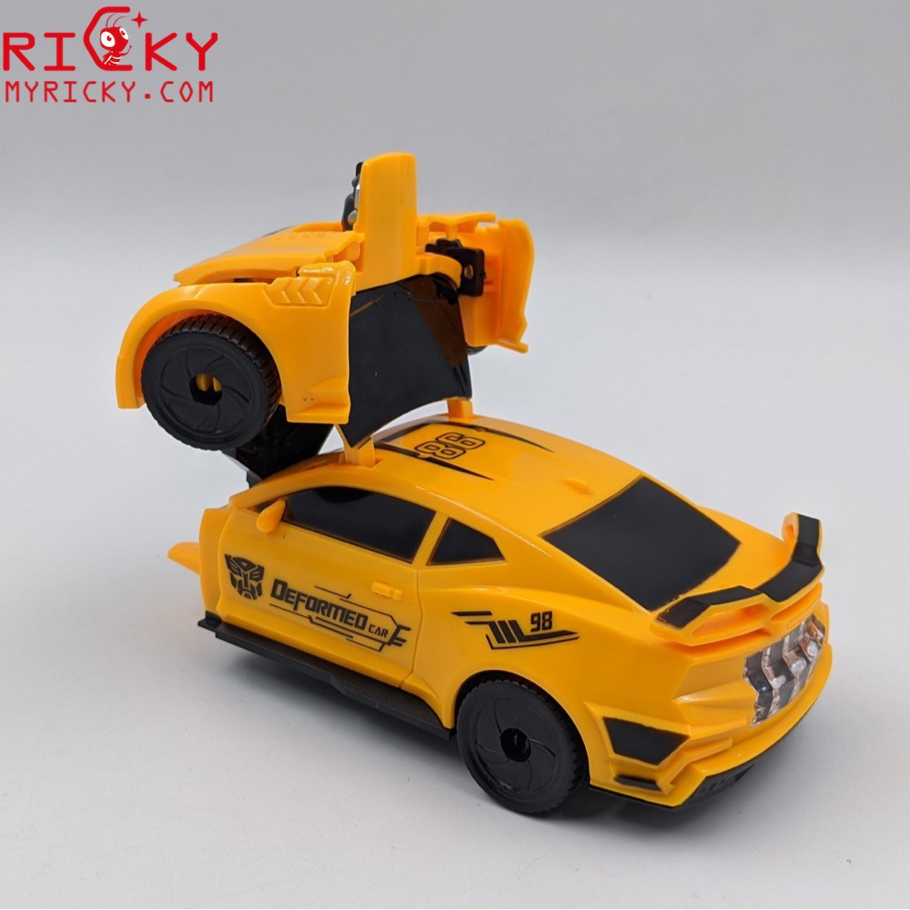 Đồ chơi ô tô biến hình robot