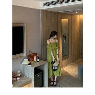 Mẫu váy dây bbd tay bồng 2 màu mới ra cực xinh xắn