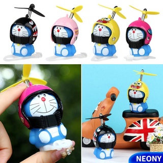 Phụ kiện hình Doraemon đội mũ bảo hiểm có chong chóng tre đáng yêu trang trí xe máy / xe đạp