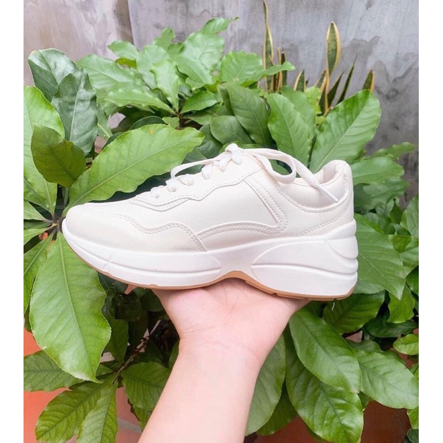 {Chọn tăng size - giày và sục) GIÀY THỂ THAO SNEAKER MÀU KEM ĐỘN ĐẾ CAO ĐẾ NÂU VÂN SAO