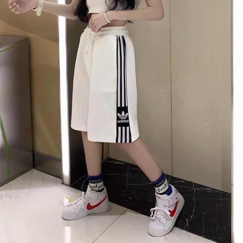 Quần Short  Ống Rộng Phối Viền Kẻ 3 Sọc ADIDAS Siêu Hot, Phong Cách Trẻ Trung Năng Động Hè 2022