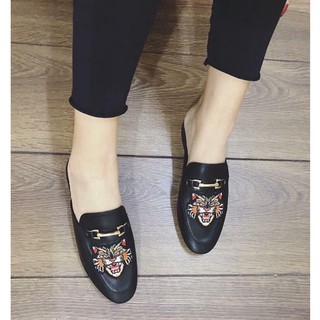 SỈ GIÀY SỤC HỌA TIẾT THÊU MẶT HỔ