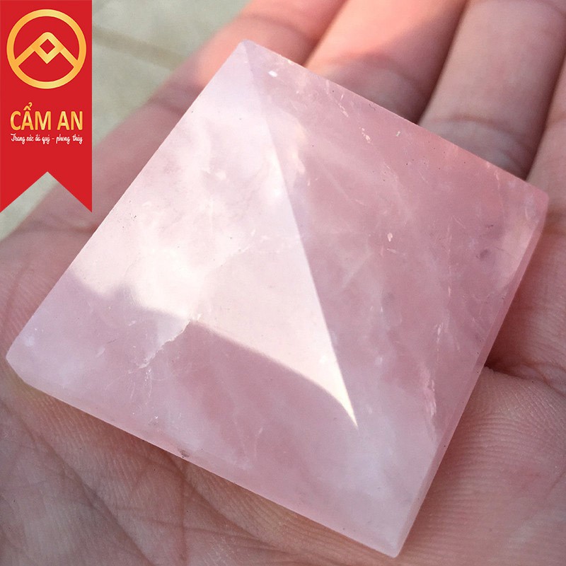 Khối Kim Tự Tháp Chất Liệu Đá Tự Nhiên