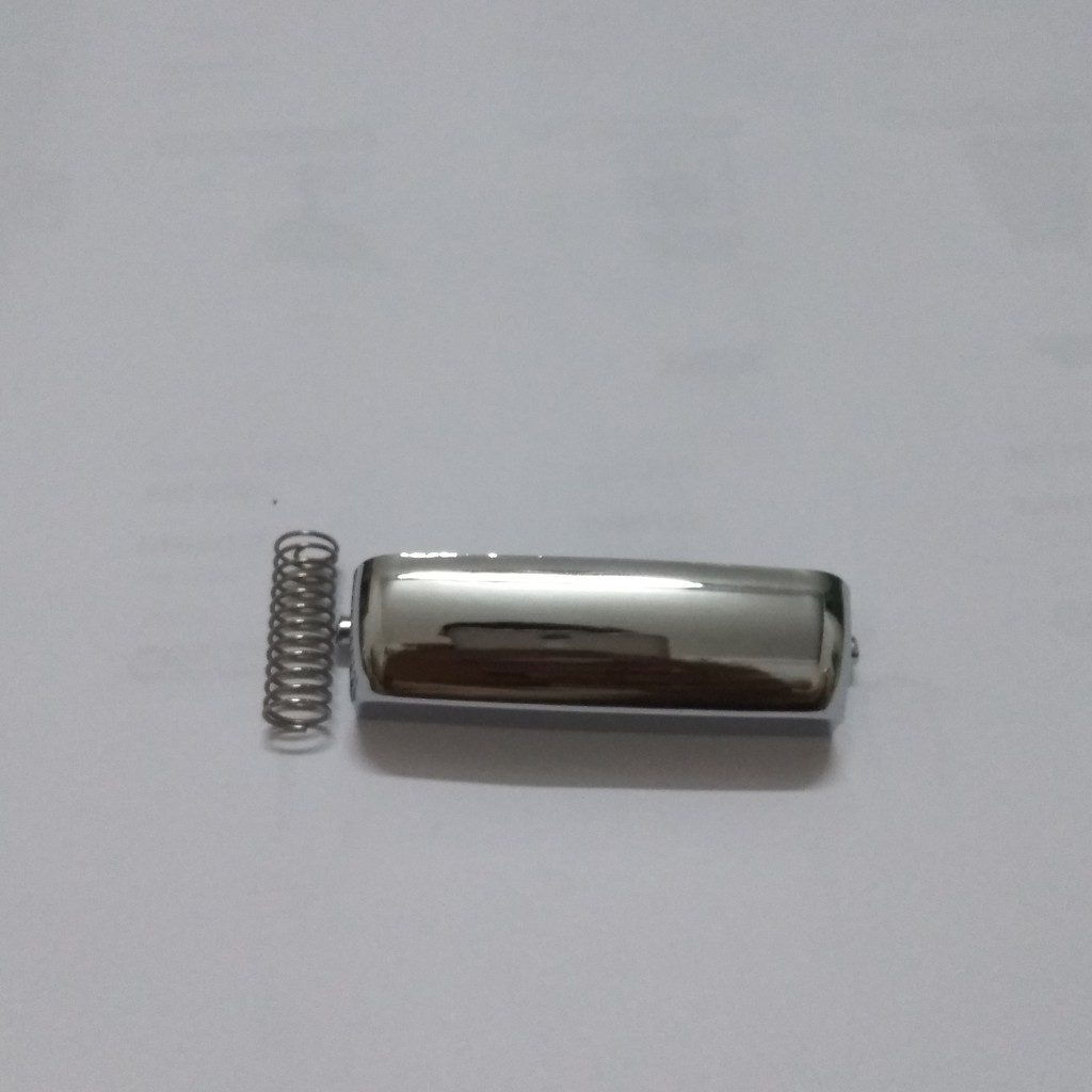 Lẫy khóa nắp nồi cơm điện To-shi-ba model RC-18NMF và RC-10MNF