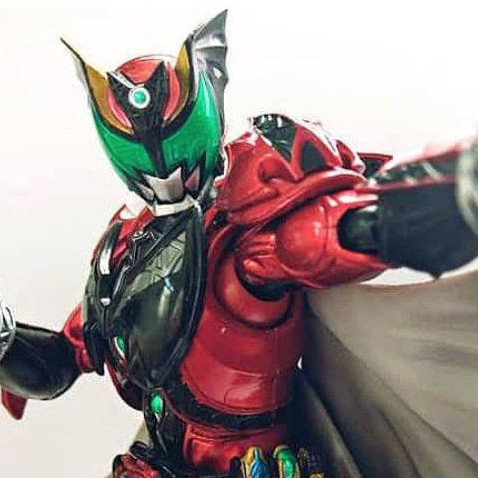 s.h.f kamen rider dark kiva (2ND)