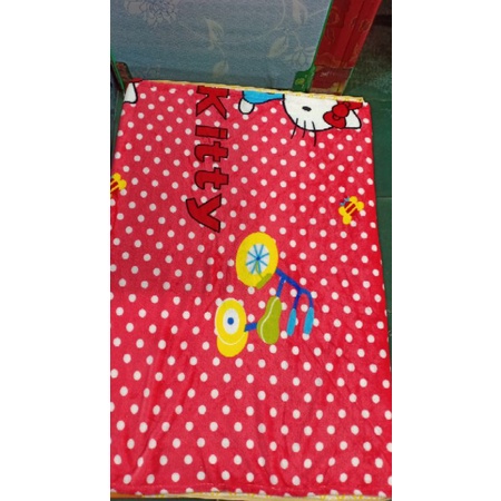 Mền Tuyết Cho Bé Nhà Trẻ Nội Trú Điều Được 1mx1m2