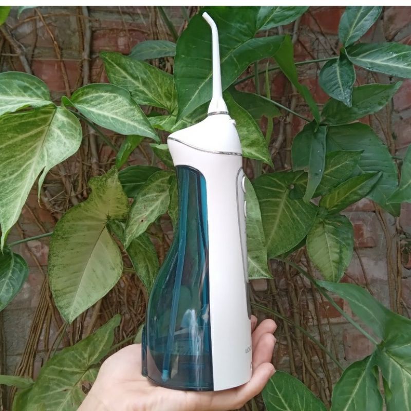 Máy tăm nước không dây Lock&Lock Crdless Oral Irrigator 200ml-Màu xanh- ENR156BLU