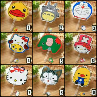 Quạt tròn cầm tay cute