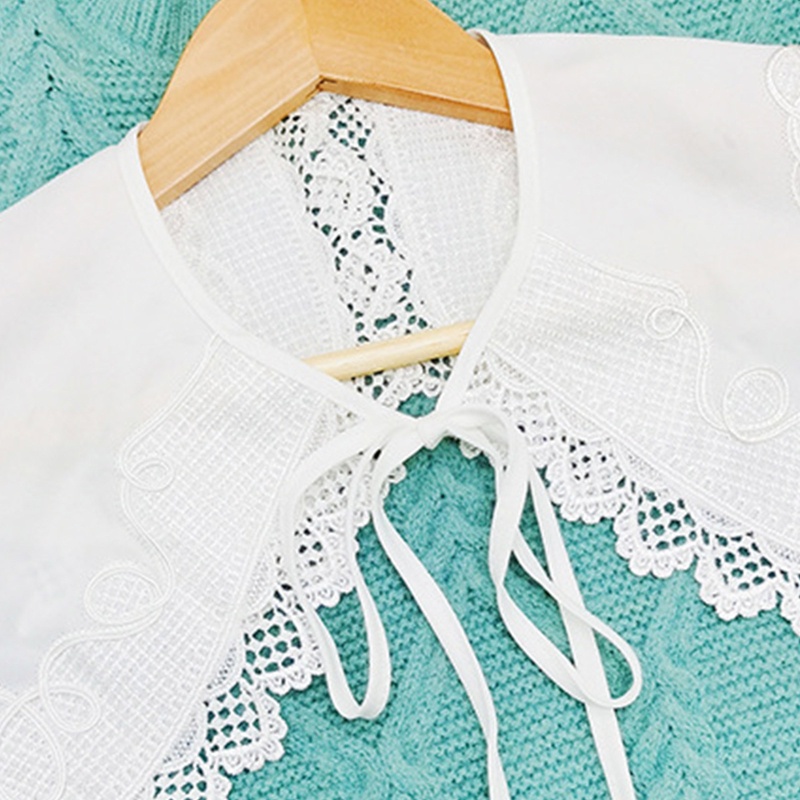 Khăn Choàng Cổ Màu Trắng Phối Ren Họa Tiết Kẻ Sọc / Chấm Bi Có Thể Tháo Rời Thời