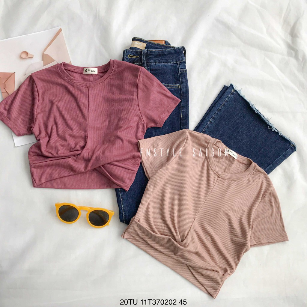 Áo thun tay ngắn xoắn eo ulzzang thời trang nữ Fmstyle Saigon 21TU03T370901 | BigBuy360 - bigbuy360.vn
