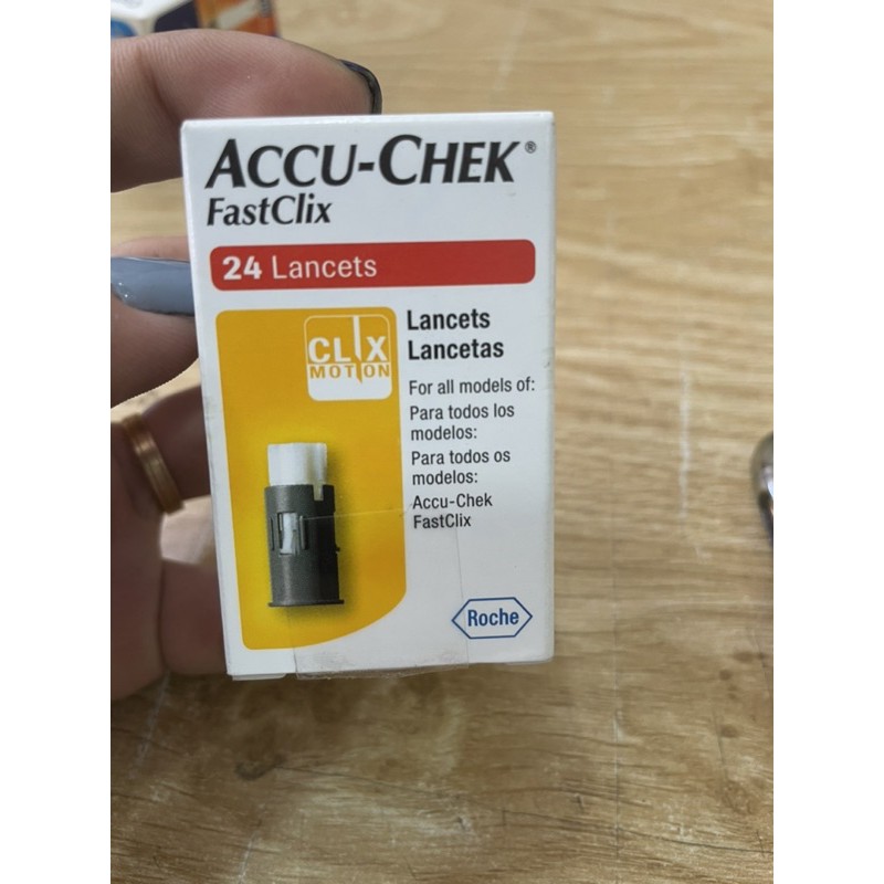 Kim lấy máu Accuchek Perfoma