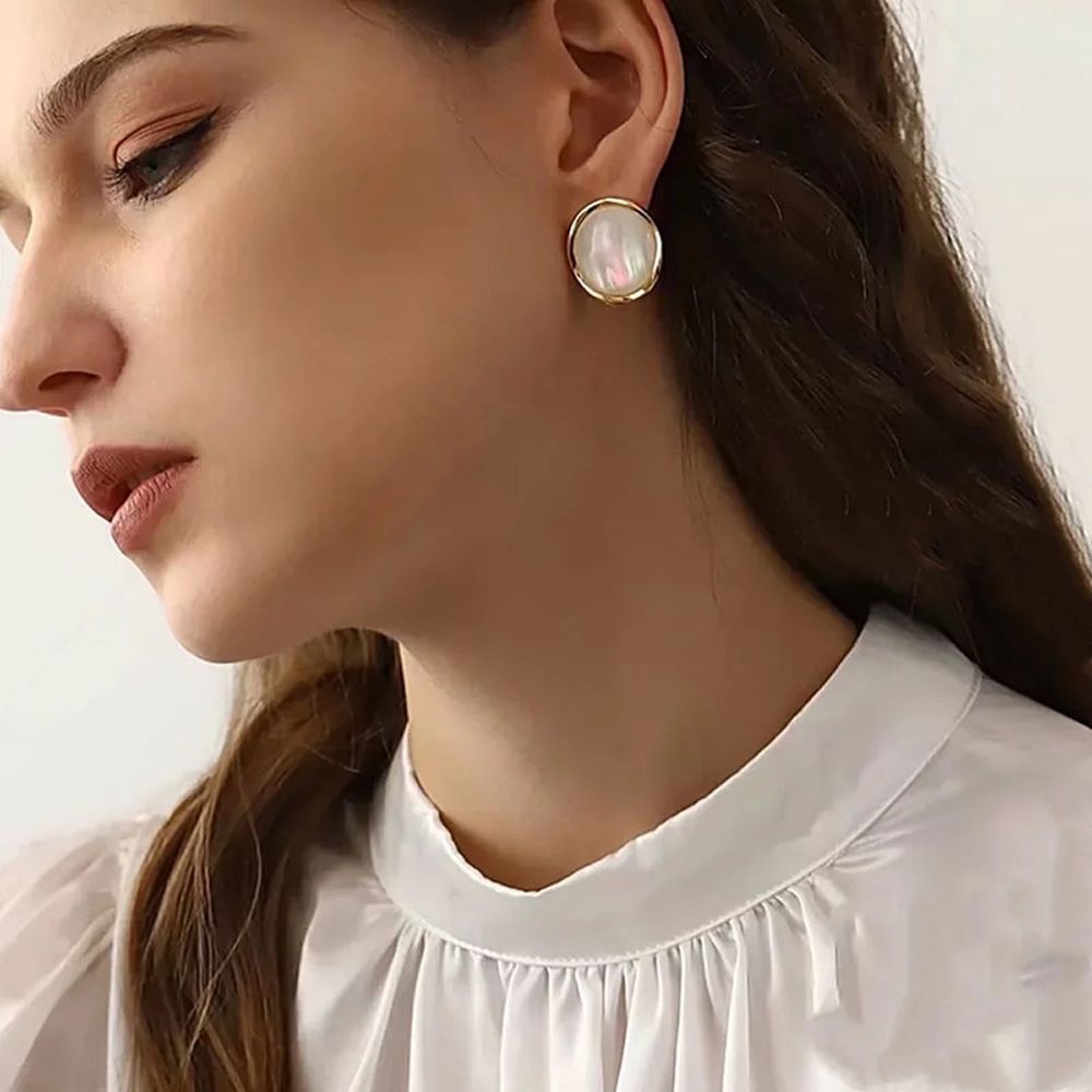 Bông tai hình tròn bằng acrylic phong cách Hàn Quốc cổ điển sang trọng cho nữ