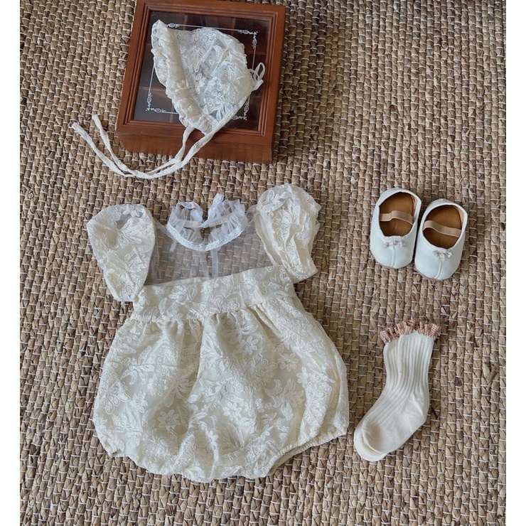Bộ liền thân + nón ren hàn bé gái Nanci room