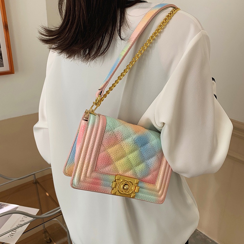 Faya - Túi xách đi tiệc chần ô ombre cầu vồng sang trọng T1125