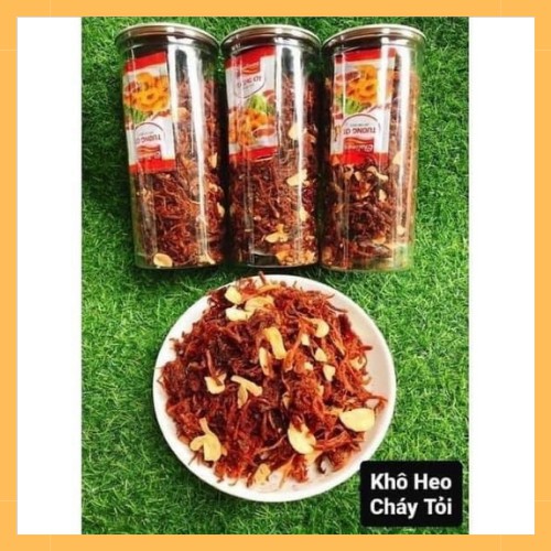 [Mã GROXUAN1 giảm 8% đơn 150K] Khô heo cháy tỏi, thịt lợn xé sợi cay loại 300g shop 3AE đồ ăn vặt ngon Hà Nội | BigBuy360 - bigbuy360.vn