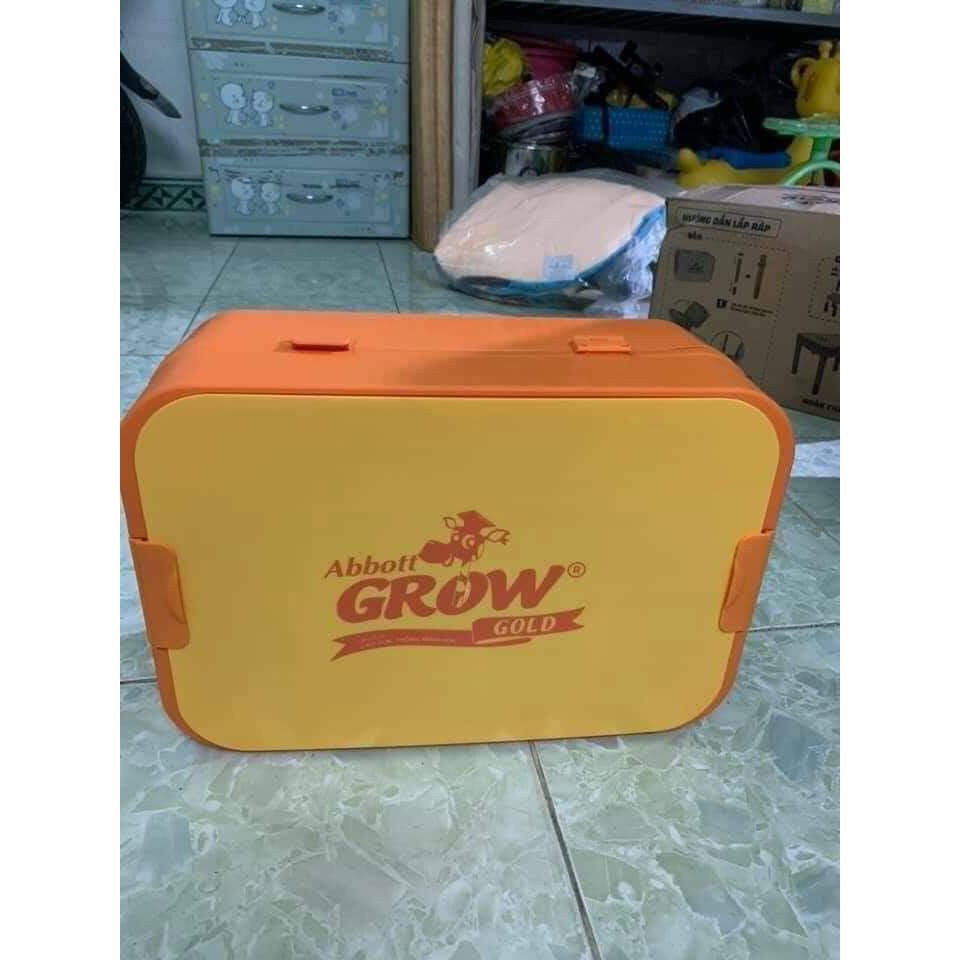 BỘ BÀN GHẾ GẤP GỌN CHO BÉ QUÀ TẶNG TỪ SỮA ABBOTT GROW