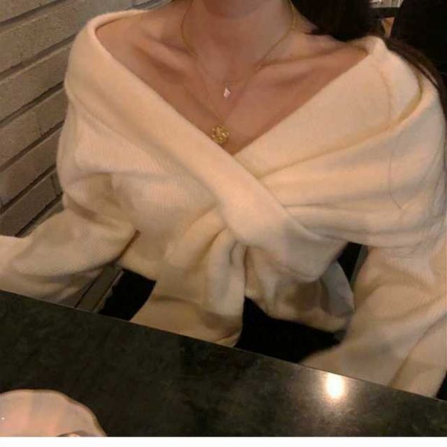 ÁO LEN THẮT NƠ CỔ TIM