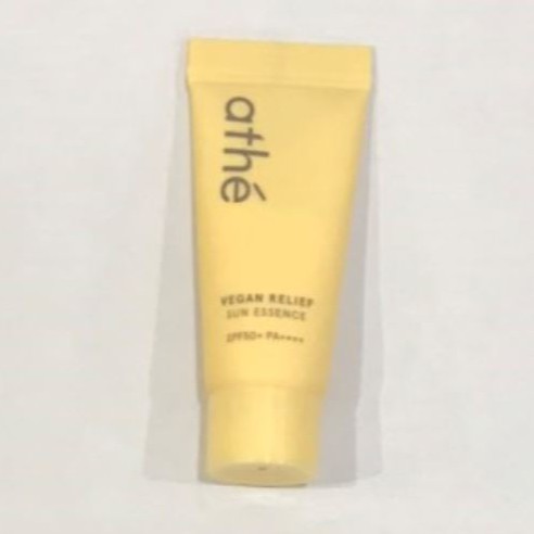Kem chống nắng dưỡng ẩm da Sun Essence SPF50 KR