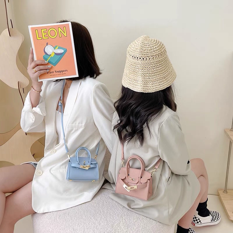 Túi Đựng Tai Nghe Mini Họa Tiết Vỏ Quả Vải Chất Lượng Cao Phong Cách Mới Cho Nữ