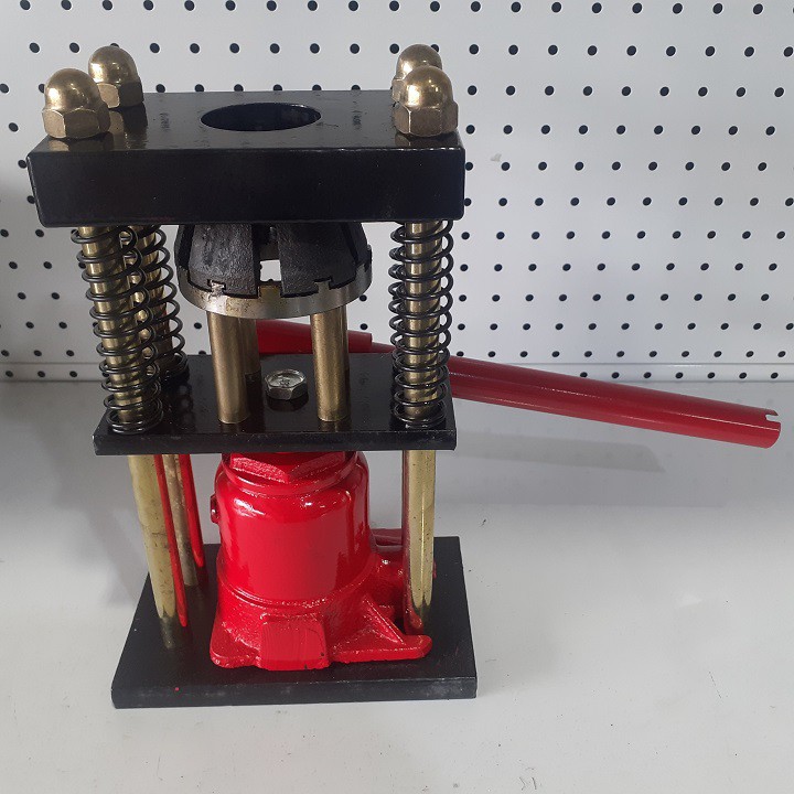Máy bấm đầu ống áp lực con đội 3 tấn