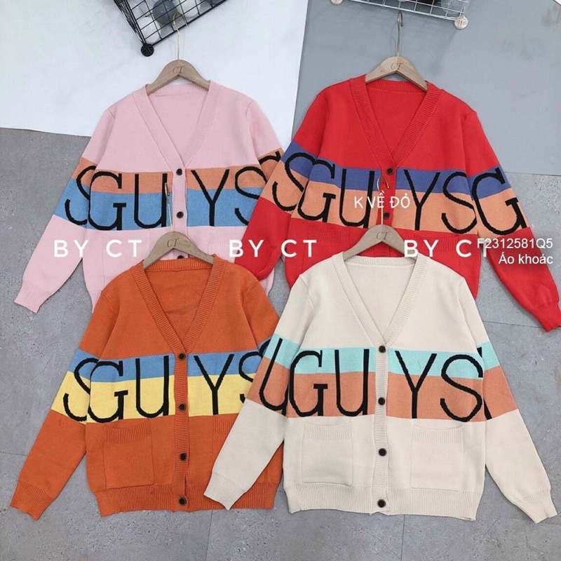 Áo khoát len sọc chữ