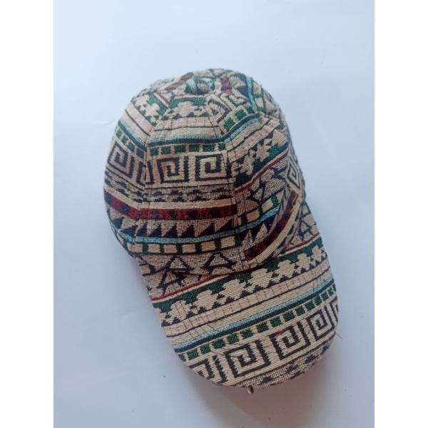 Mũ thổ cẩm