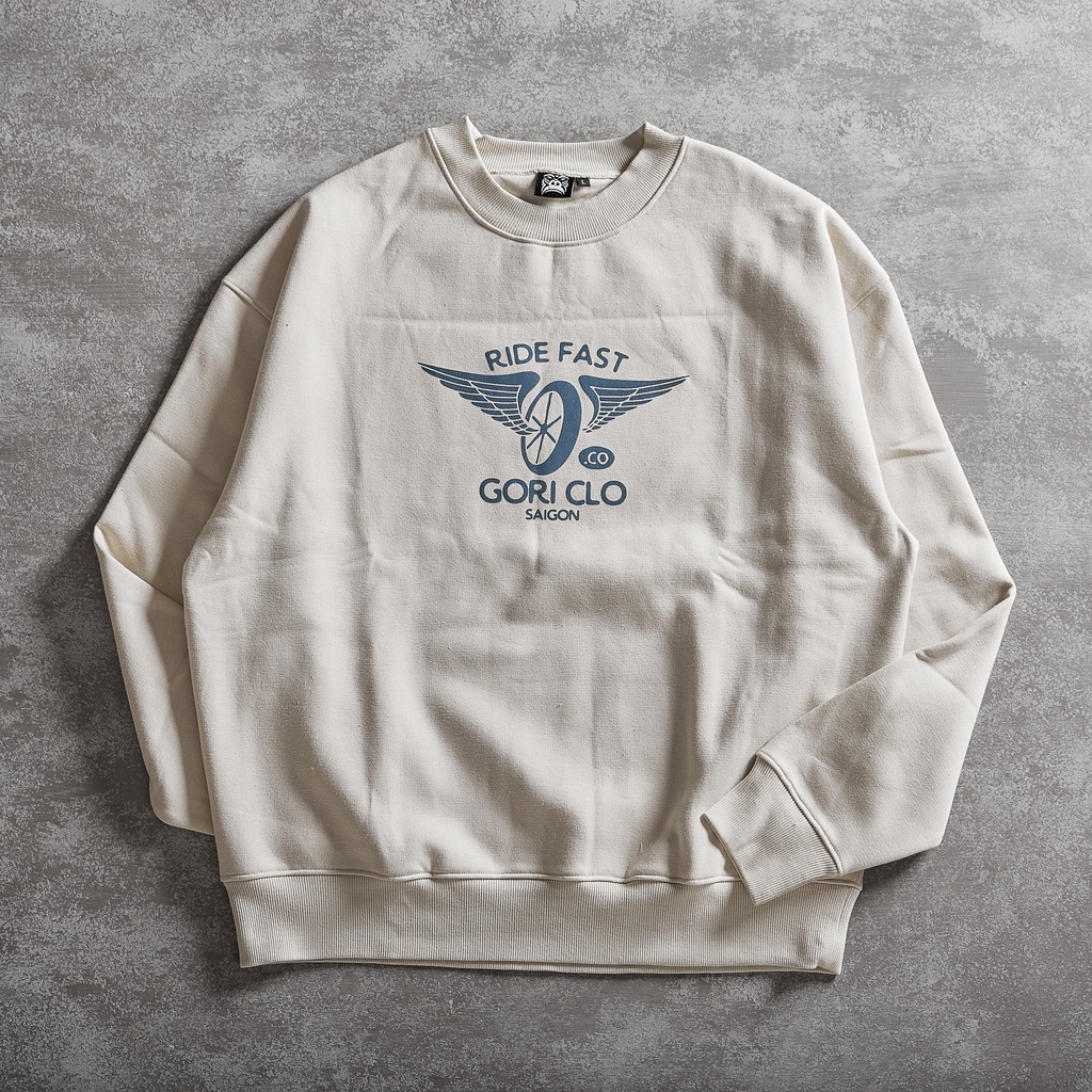 Áo Sweater Tay Dài Graphic Gori | Màu Beige Form Rộng Unisex Nam Nữ