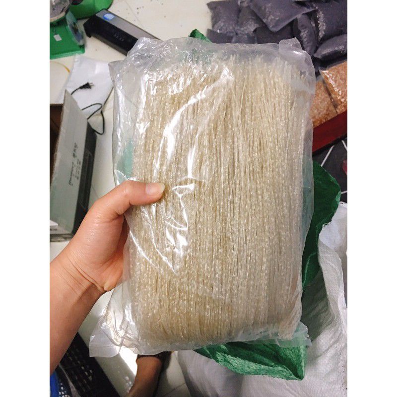 Miến khoai lang công nghệ sợi rút  hàn quốc gói 500g siêu ngon mà không bị nát khi để lâu.