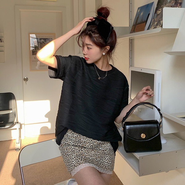 Áo Thun Nữ Oversize Dài Tay Cổ Tròn Thời Trang Hàn