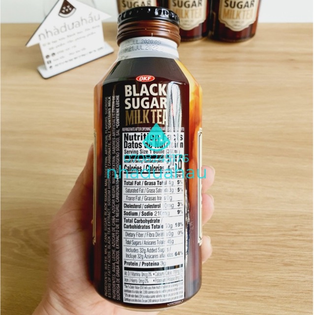 Một chai Trà Sữa Đường Đen (Black sugar milk tea) Hàn quốc OKF chai nhôm 390ml