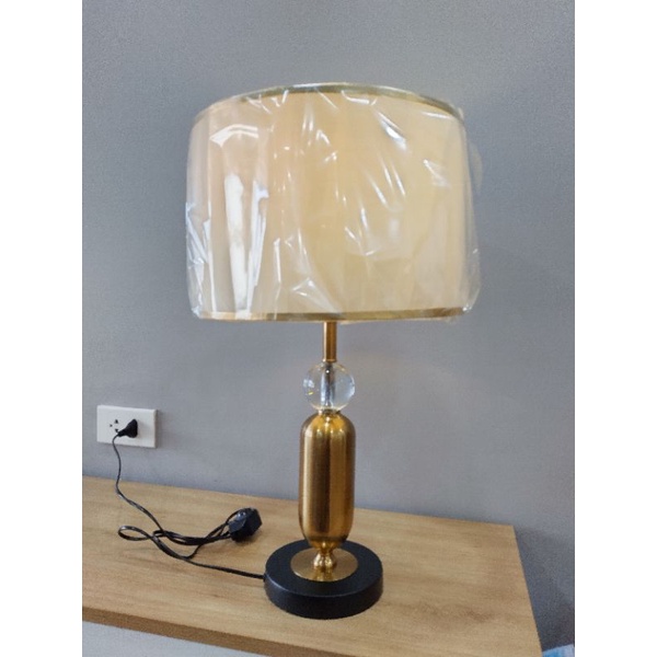 Đèn bàn  cao cấp, đèn táp gường phòng ngủ, đèn trang trí,  tặng kèm bóng led, BH 12T; Đèn bàn trang trí, đèn bàn decor
