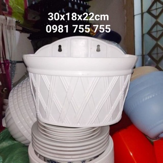 Chậu ốp tường size to 30x18x22cm,chậu nhựa treo tường họa tiết hàng rào