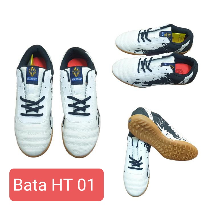 Giầy đá bóng Bata Hỏa Trâu