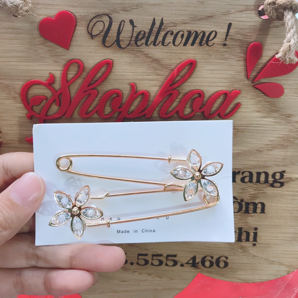 Ghim cài áo tạo hình hoa đính ngọc trai thời trang