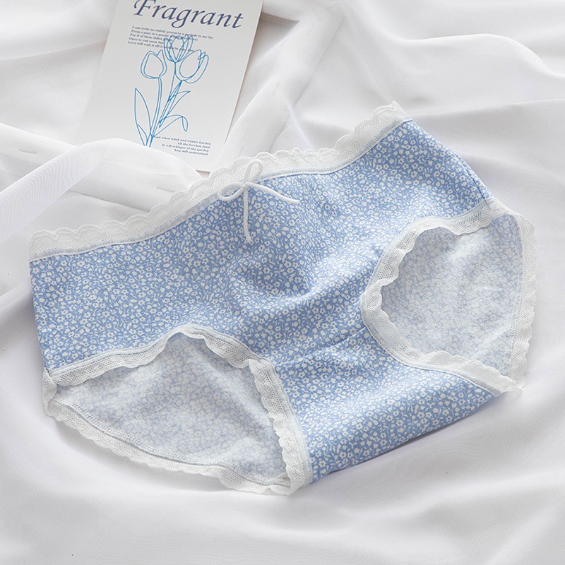 Quần lót xanh pastel họa tiết hoa nhí viền ren điệu đà sexy co giãn thấm mồ hôi QL018 | BigBuy360 - bigbuy360.vn