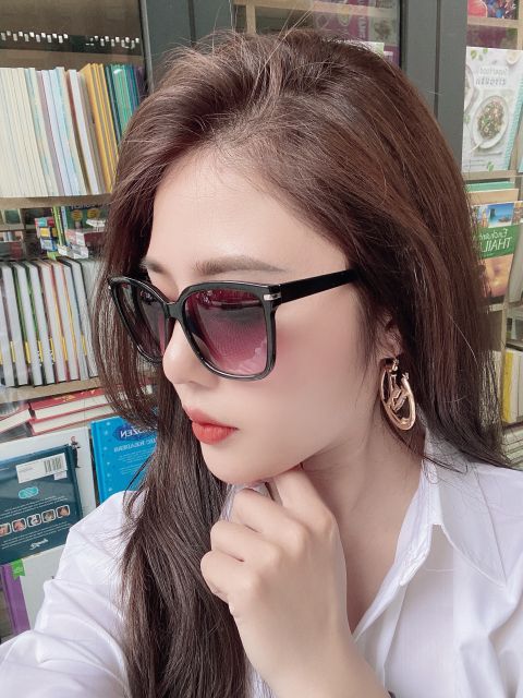 Kính HM xách tay Tây Ban Nha, Pháp -có bill chính hãng đính kèm link | BigBuy360 - bigbuy360.vn