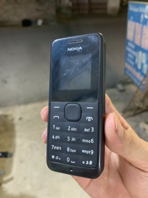 Điện thoại nokia 105 ( 1 sim 2015 cũ 99% hàng cty nokia )