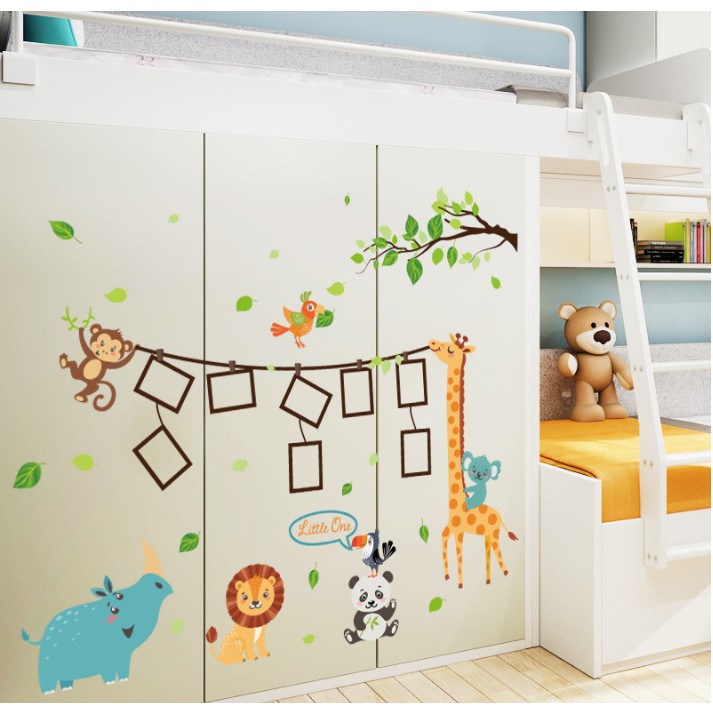 Decal trang trí Thú xinh kèm khung ảnh xinh cho Bé