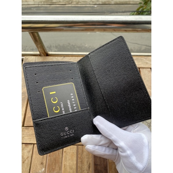 Ví Passport GG chuẩn nét