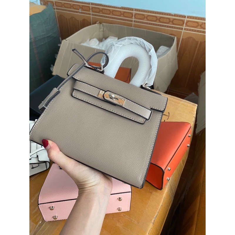 Túi Đeo Chéo Nữ HM  size 20, túi chất da xước kế Đơn Giản đẹp mắt và thời trang .