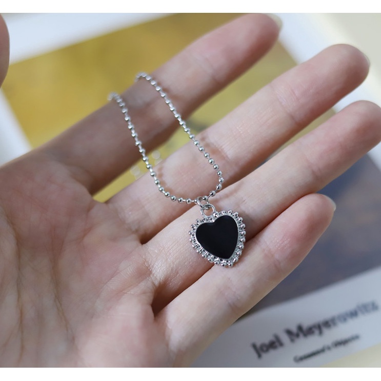 Vòng cổ Mặt Hình Trái Tim Màu Đen Phong Cách retro Đơn Giản Cá Tính Thời Trang Dành Cho Nữ
