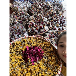 Thảo Mộc Xông Mặt